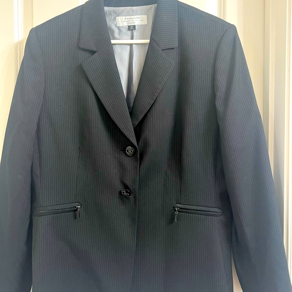 Tahari Woman’s Blazer
